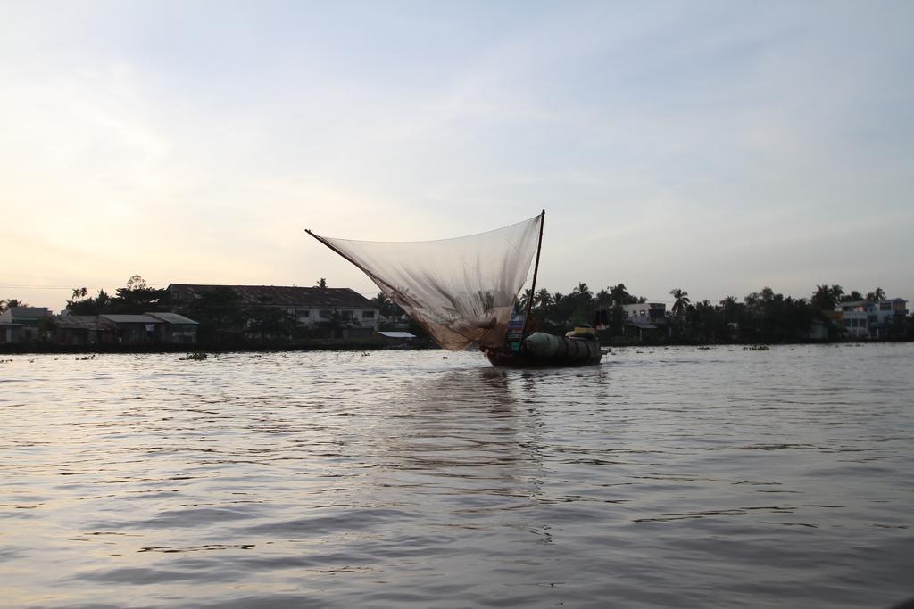 Balo Guesthouse เกิ่นเทอ ภายนอก รูปภาพ